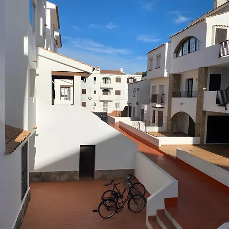 Amarres Con Piscina Hébergement de vacances L' Escala