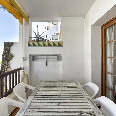Amarres Con Piscina * L' Escala