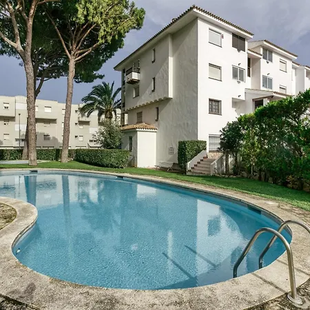 Amarres Con Piscina Holiday home L'Escala