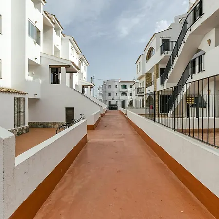 Amarres Con Piscina Holiday home *